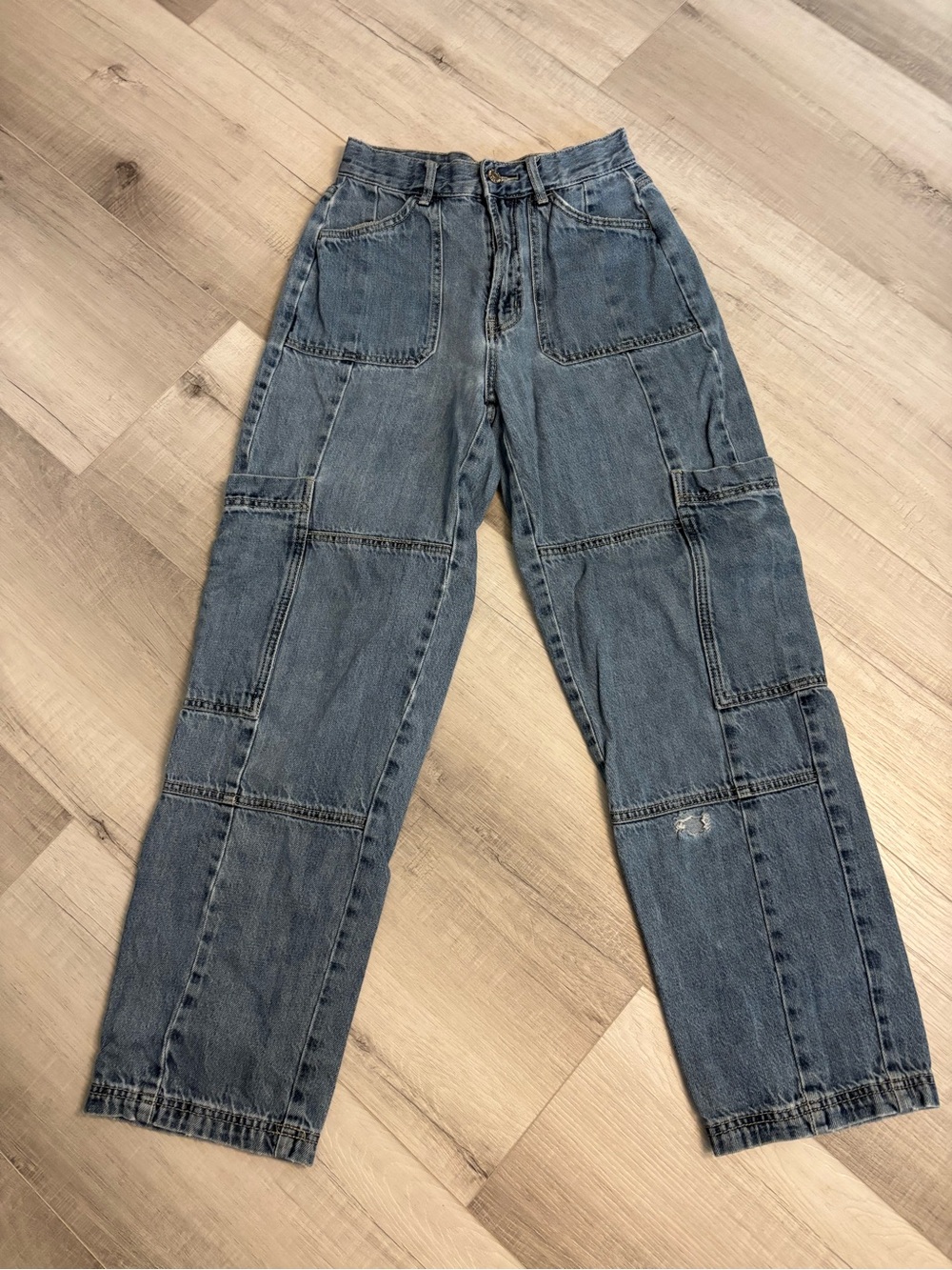 BDG Urban Outfitters Patchwork Cargo Jeans High Rise Baggy 26 - Picture 9 of 14
